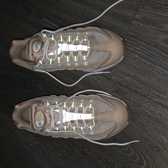 Nike Air Max size 8.5 women - Picture 6 of 6